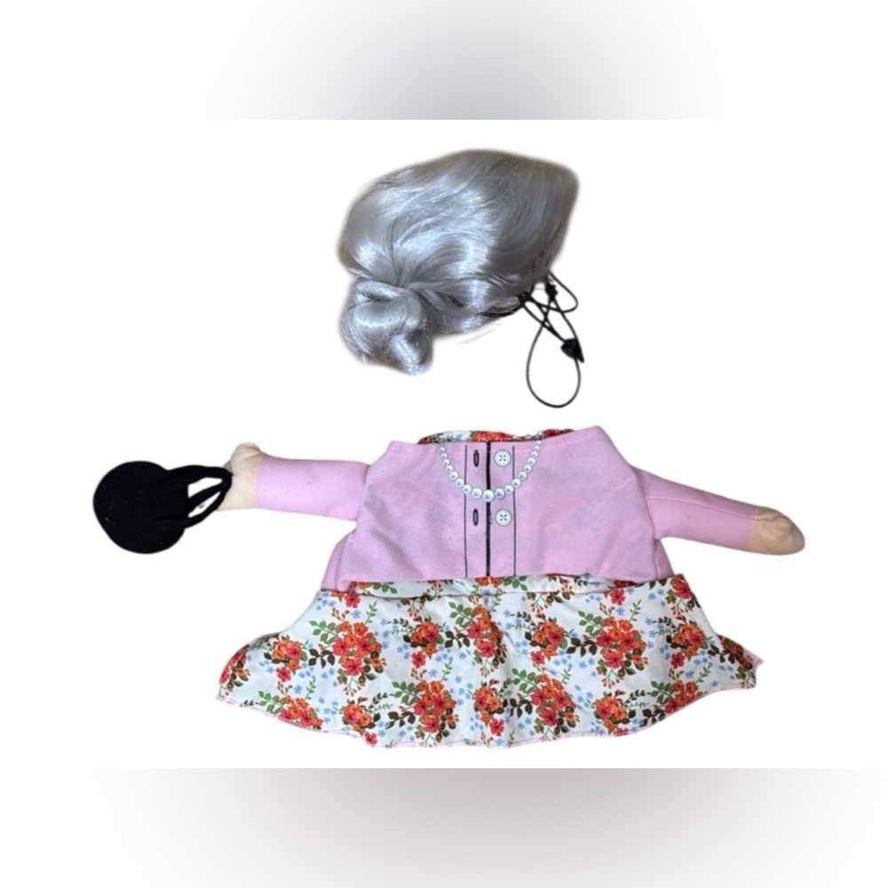 Grandma Pet costume NWOT - Picture 6 of 7